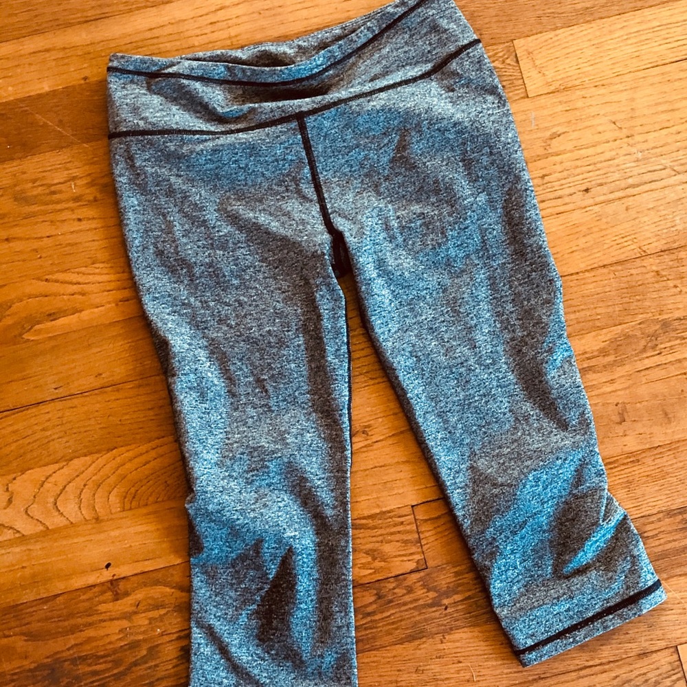 Victoria’s Secret crop legging
